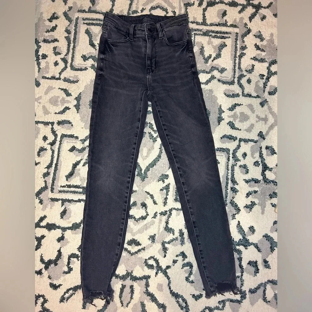 American eagle super high  rise black jeggings size 0​